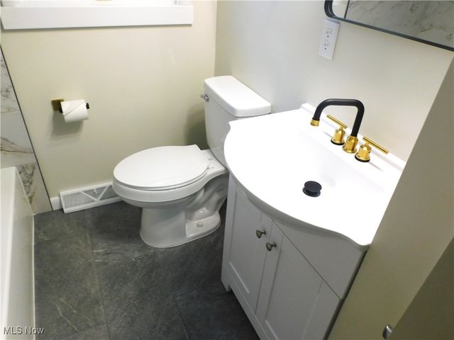 2544 W 9th Street, Ashtabula, OH 44004