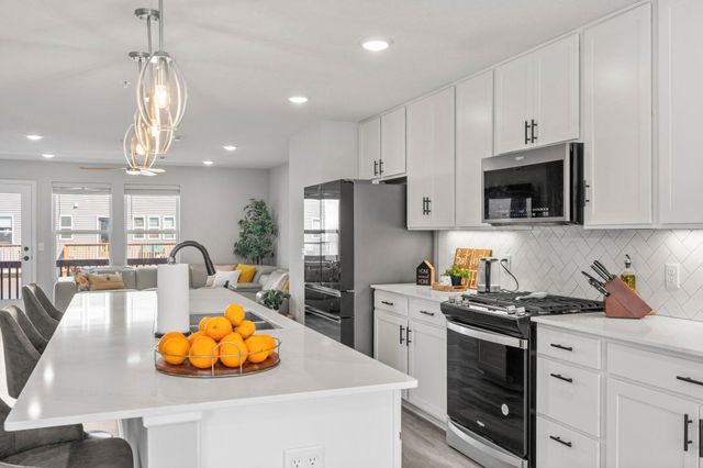 5872 156th Way, Apple Valley, MN 55124