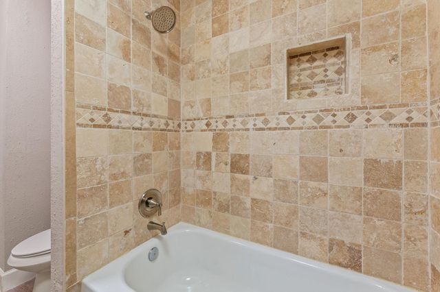 9200 W Bellfort Street 25, Houston, TX 77031