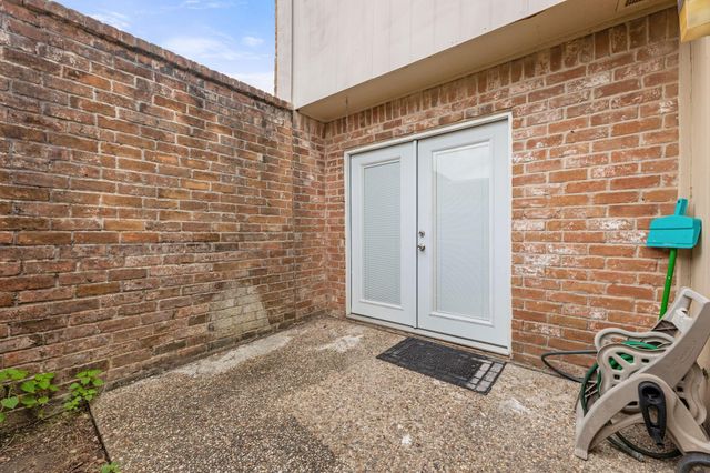 9200 W Bellfort Street 25, Houston, TX 77031