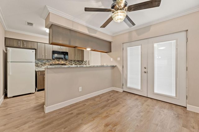 9200 W Bellfort Street 25, Houston, TX 77031