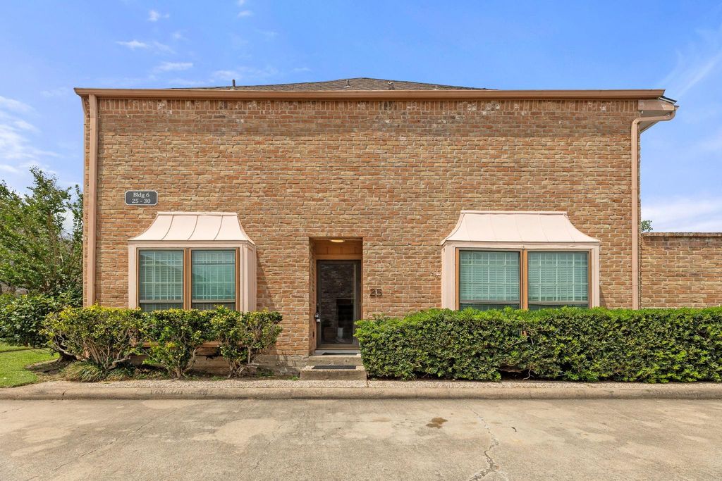 9200 W Bellfort Street 25, Houston, TX 77031