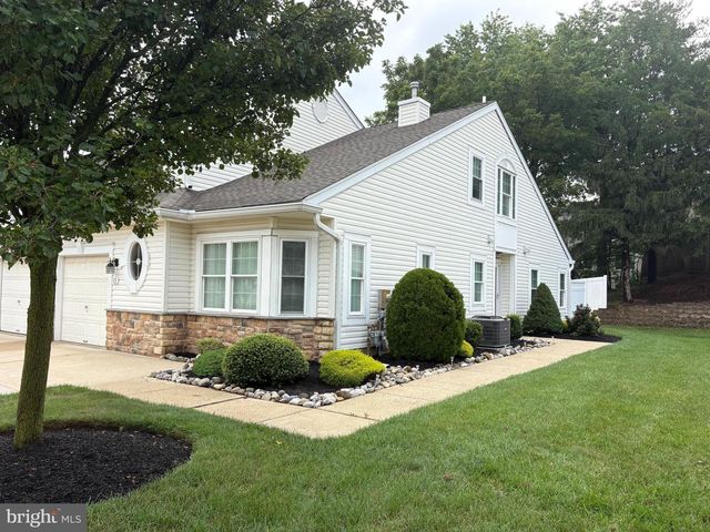 15 TITUS CT, Richboro, PA 18954