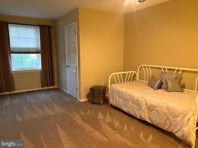 15 TITUS CT, Richboro, PA 18954