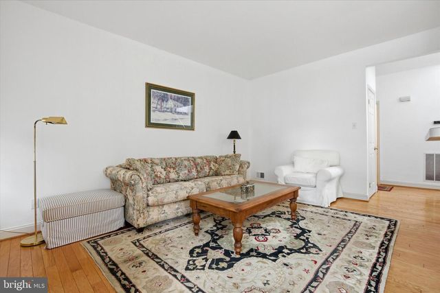 201 HORSESHOE RD, Schwenksville, PA 19473