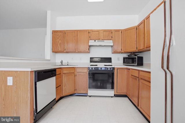 201 HORSESHOE RD, Schwenksville, PA 19473