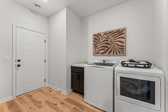 8208 Haywood Drive, Lino Lakes, MN 55014