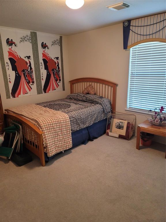 Image 9 of property listing at 10106 Antelope Alley, Missouri City, TX 77459