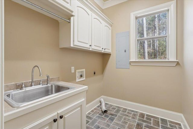 10 Magnolia Crossing Rd., Sumrall, MS 39482