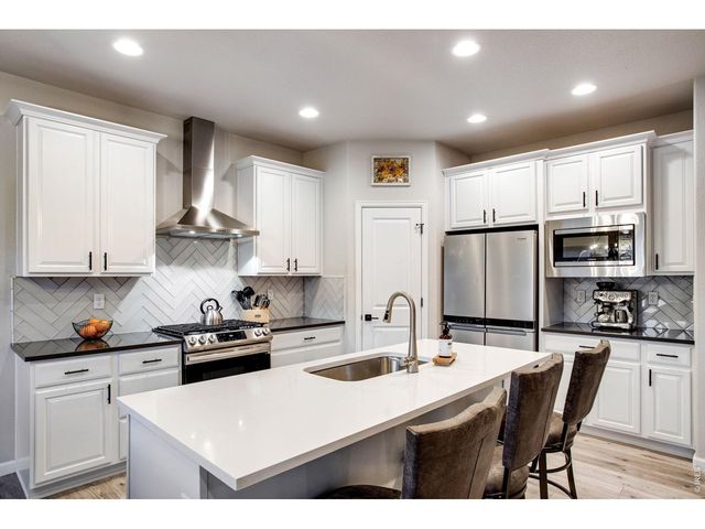 1380 S Kings Crown Dr, Milliken, CO 80543