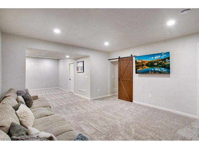 1380 S Kings Crown Dr, Milliken, CO 80543