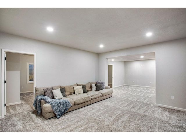 1380 S Kings Crown Dr, Milliken, CO 80543