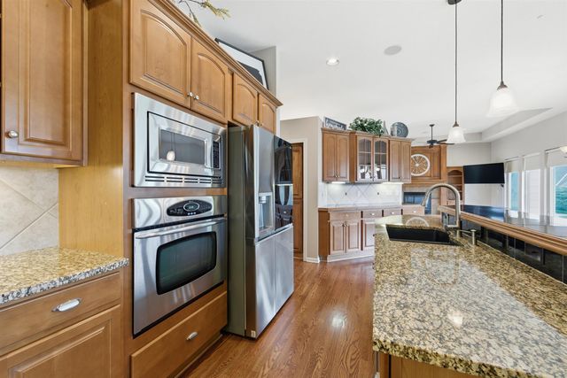 13029 E REEDS COVE CT, Wichita, KS 67230