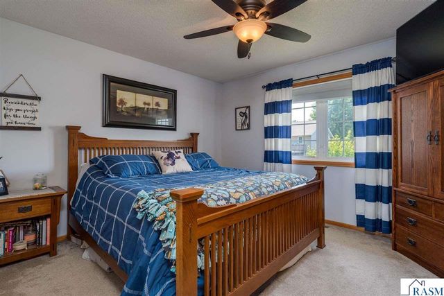 104 Bunker Court, Mankato, MN 56001