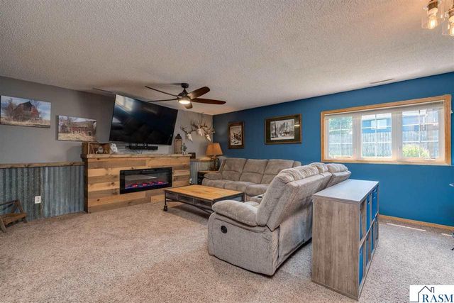 104 Bunker Court, Mankato, MN 56001