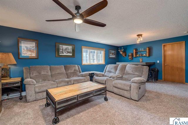 104 Bunker Court, Mankato, MN 56001
