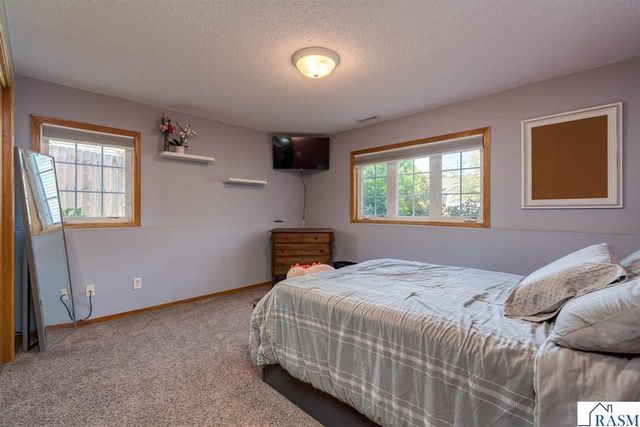104 Bunker Court, Mankato, MN 56001