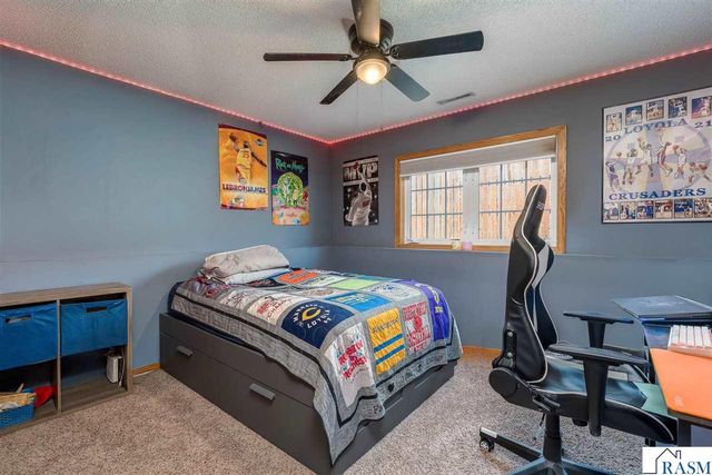 104 Bunker Court, Mankato, MN 56001