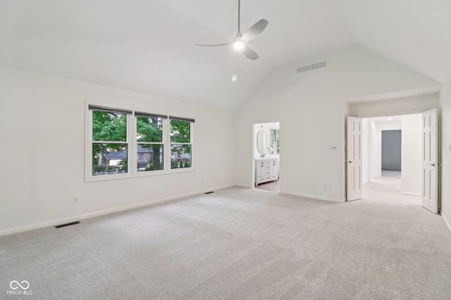 11845 Discovery Circle, Indianapolis, IN 46236