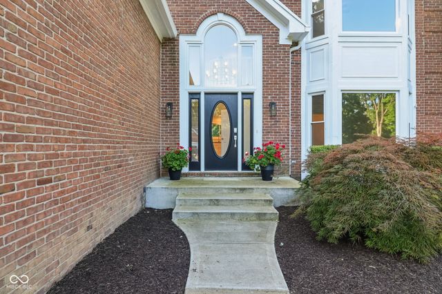 11845 Discovery Circle, Indianapolis, IN 46236