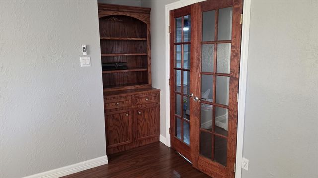 520 Westside Court, Pasadena, TX 77502