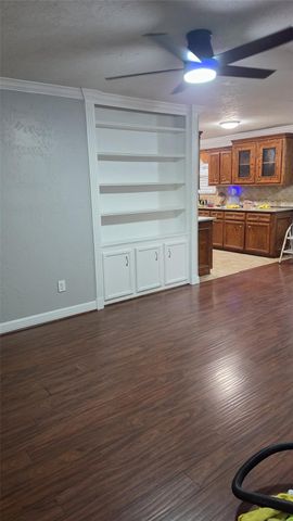 520 Westside Court, Pasadena, TX 77502