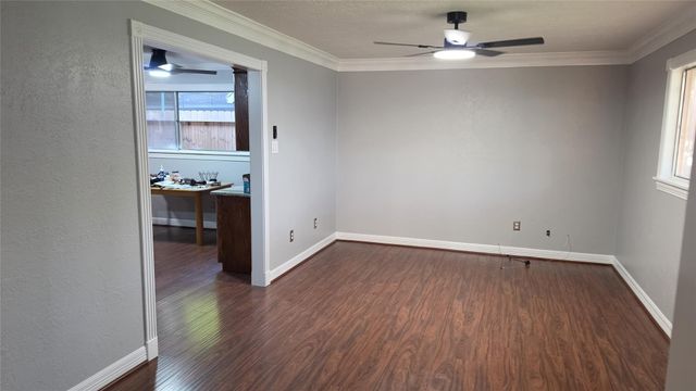 520 Westside Court, Pasadena, TX 77502