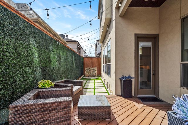 622 Pink Azalea Trail, Houston, TX 77079