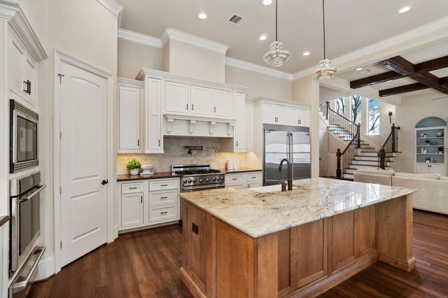 622 Pink Azalea Trail, Houston, TX 77079