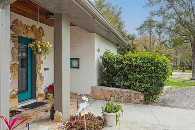 2603 N RIDGEWOOD AVENUE, Tampa, FL 33602