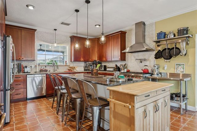 2603 N RIDGEWOOD AVENUE, Tampa, FL 33602