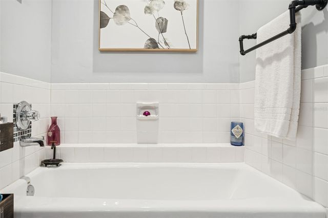 2603 N RIDGEWOOD AVENUE, Tampa, FL 33602