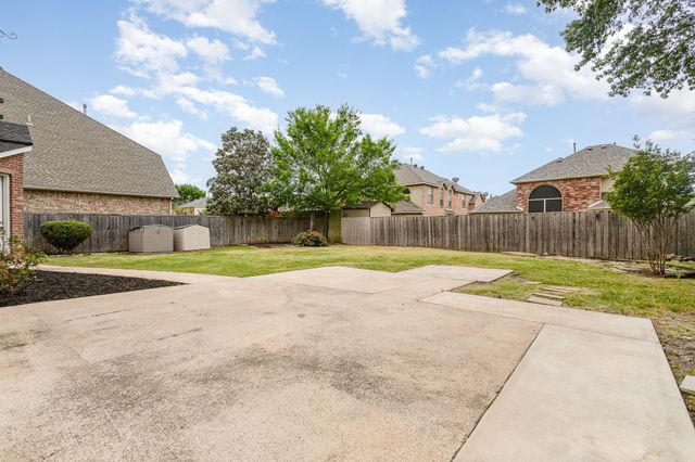 9213 Royal Burgess Drive, Rowlett, TX 75089
