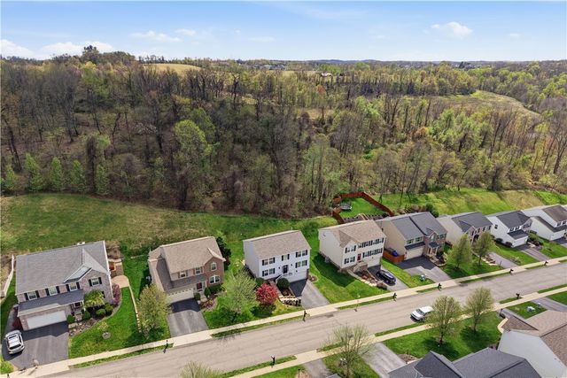 155 Broadstone Drive, Adams Twp, PA 16046