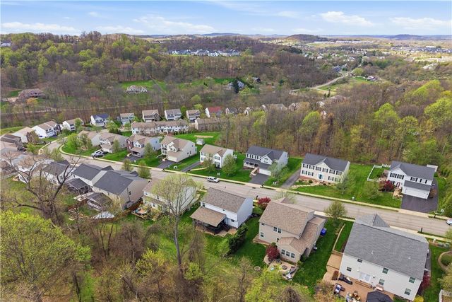 155 Broadstone Drive, Adams Twp, PA 16046