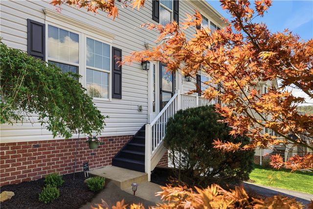 155 Broadstone Drive, Adams Twp, PA 16046