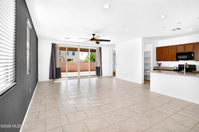6702 E Via Arroyo Azul, Tucson, AZ 85756