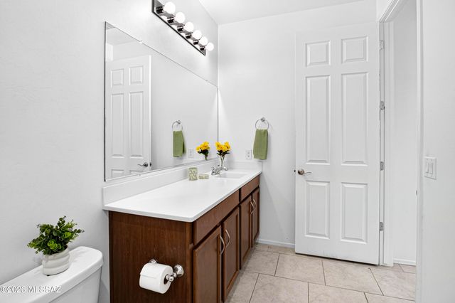 6702 E Via Arroyo Azul, Tucson, AZ 85756