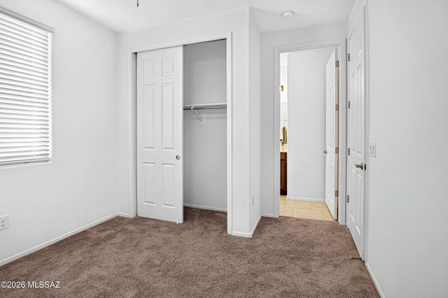 6702 E Via Arroyo Azul, Tucson, AZ 85756