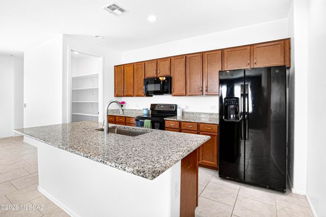 6702 E Via Arroyo Azul, Tucson, AZ 85756