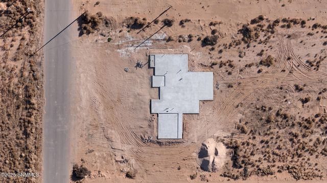 1400 Arasian Desert Drive, Chaparral, NM 88081