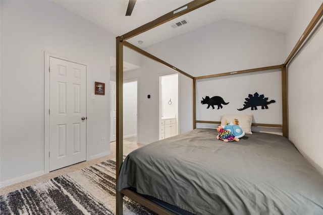 9101 Cypress Creek Road, Lantana, TX 76226