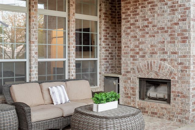 9101 Cypress Creek Road, Lantana, TX 76226