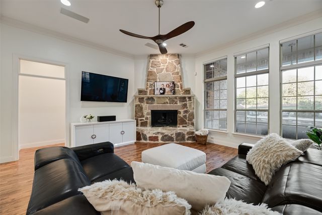 9101 Cypress Creek Road, Lantana, TX 76226