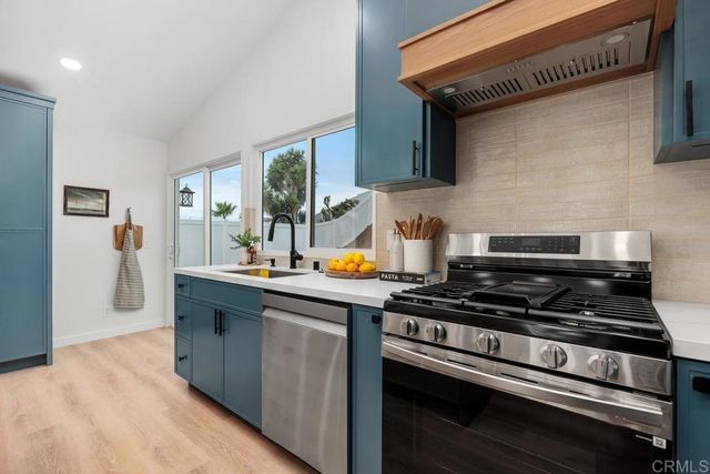 6428 Chiriqui Lane, Carlsbad, CA 92009