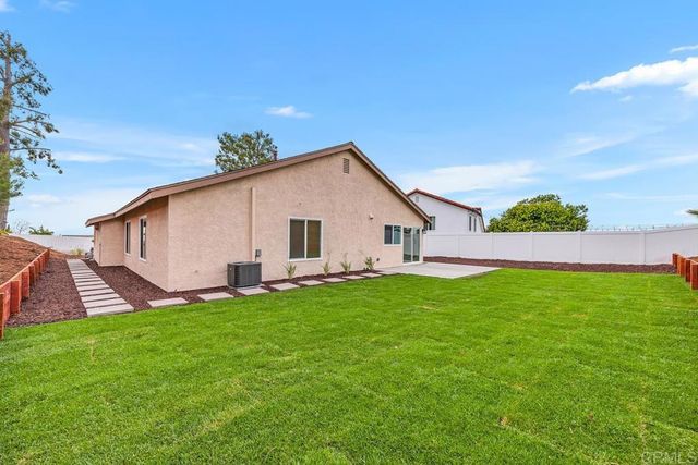 6428 Chiriqui Lane, Carlsbad, CA 92009