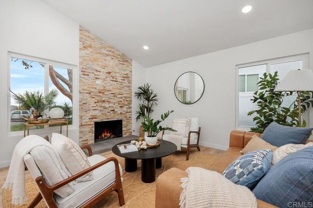 6428 Chiriqui Lane, Carlsbad, CA 92009