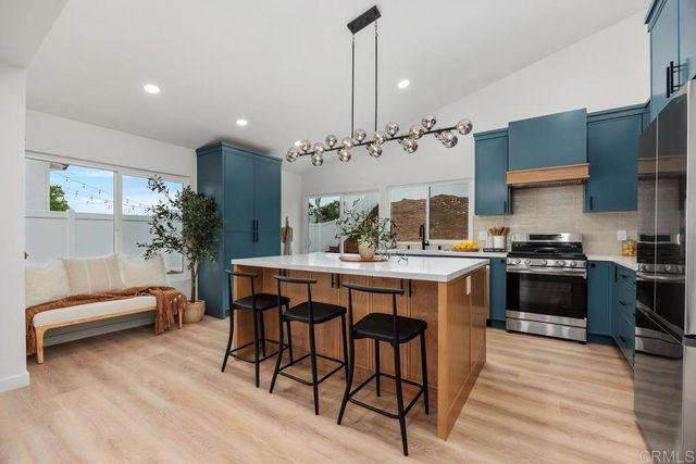 6428 Chiriqui Lane, Carlsbad, CA 92009