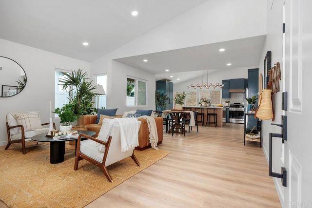 6428 Chiriqui Lane, Carlsbad, CA 92009