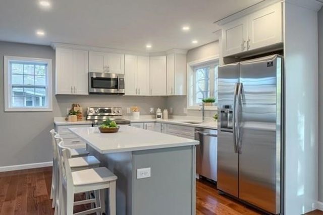 350 South Rd 2, Bedford, MA 01730